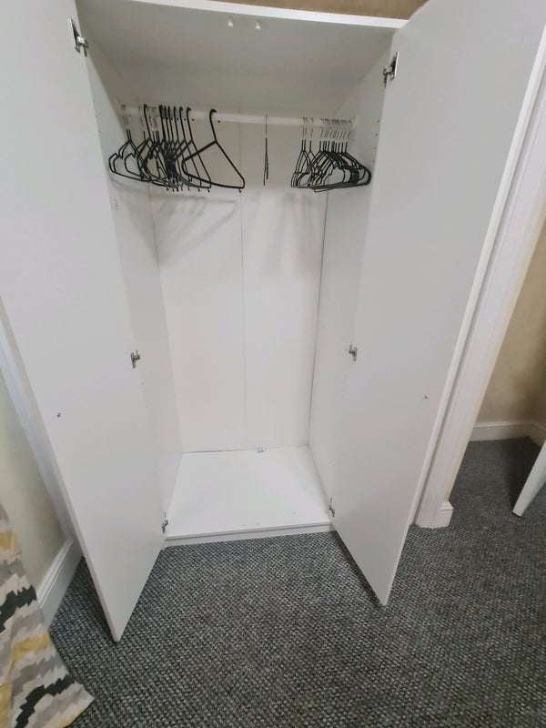 Room Winterbourne Road in Greater London