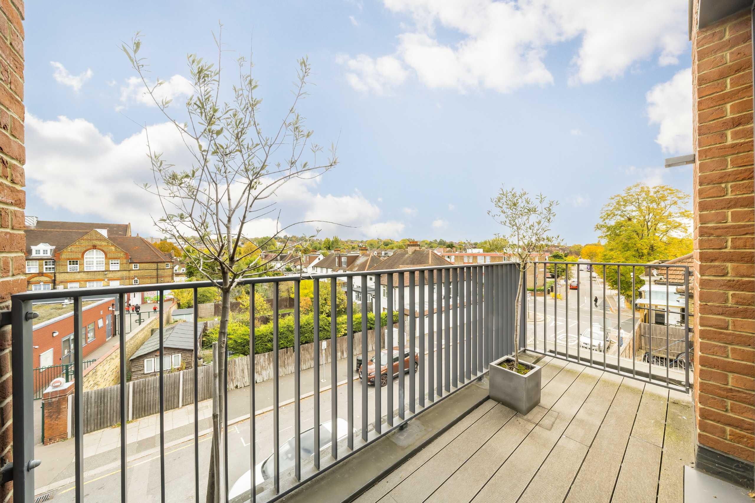 Flat Dersingham Road in Greater London