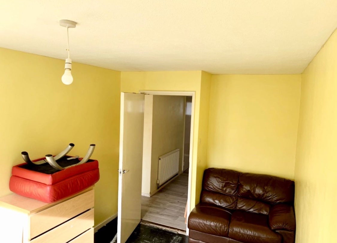 Room The Green in Greater London