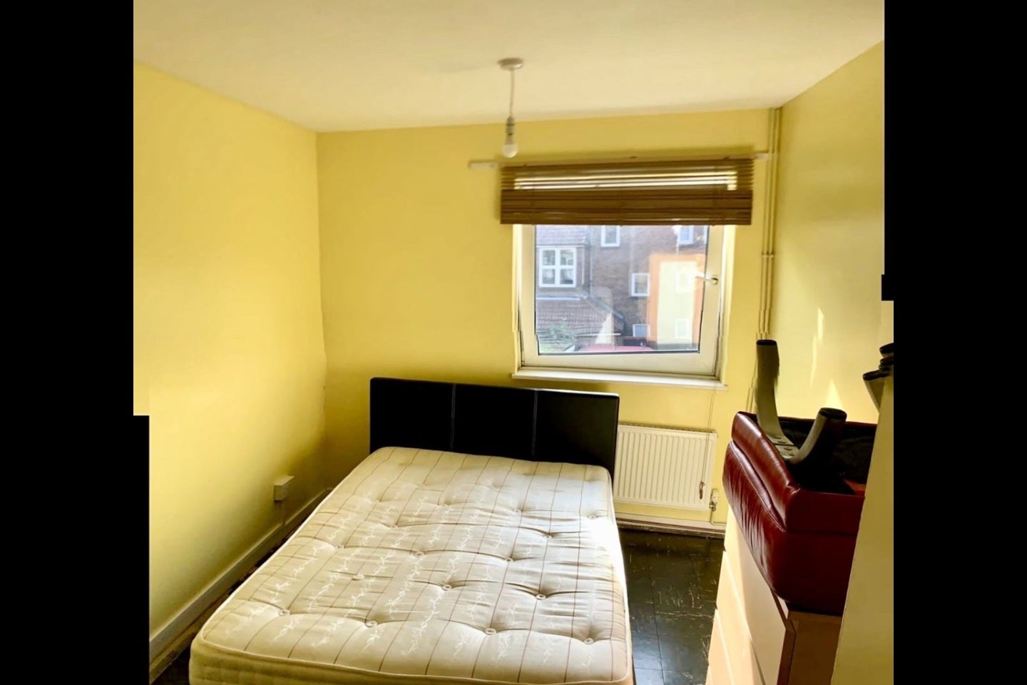 Room The Green in Greater London