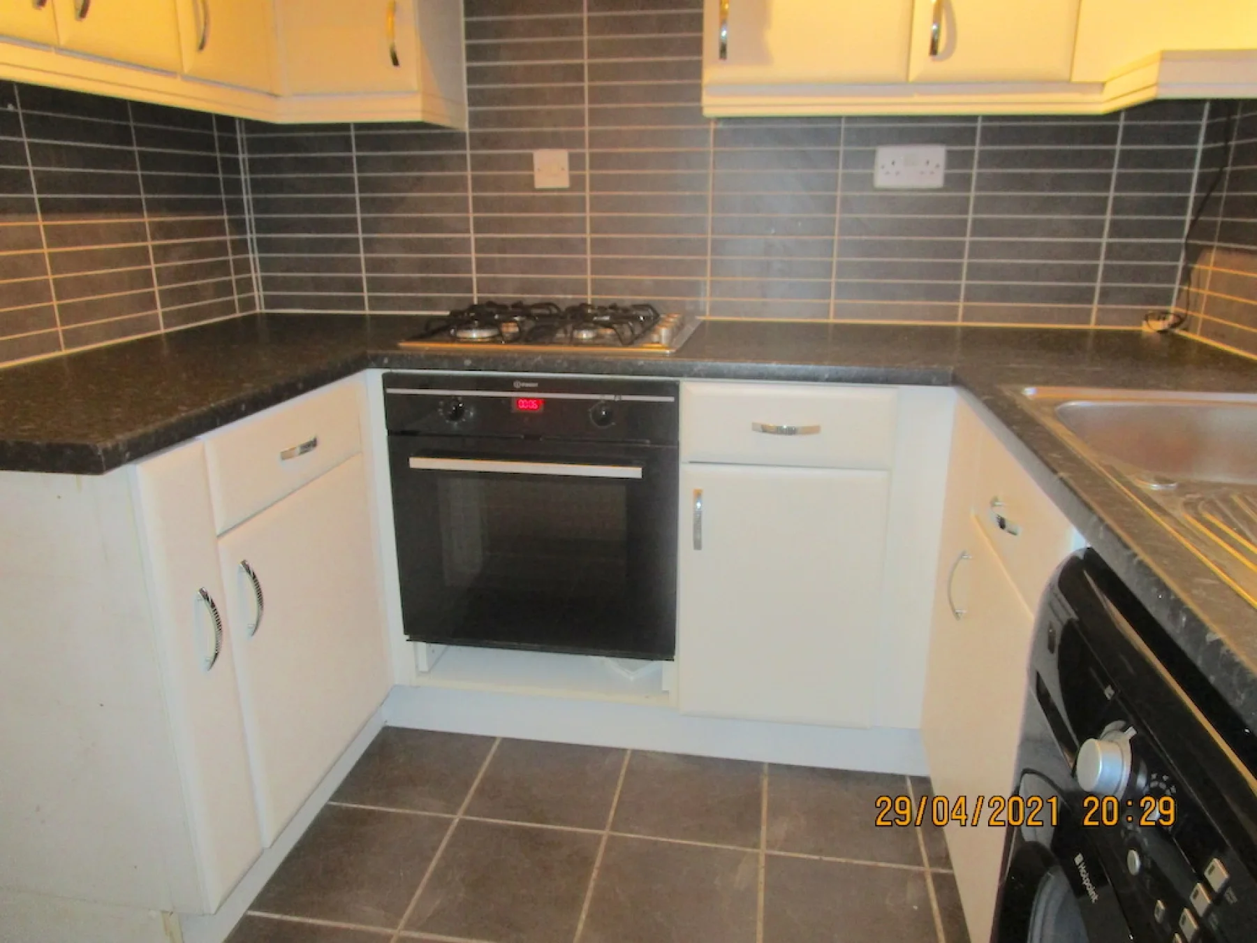 Flat Ragees Road in Dudley