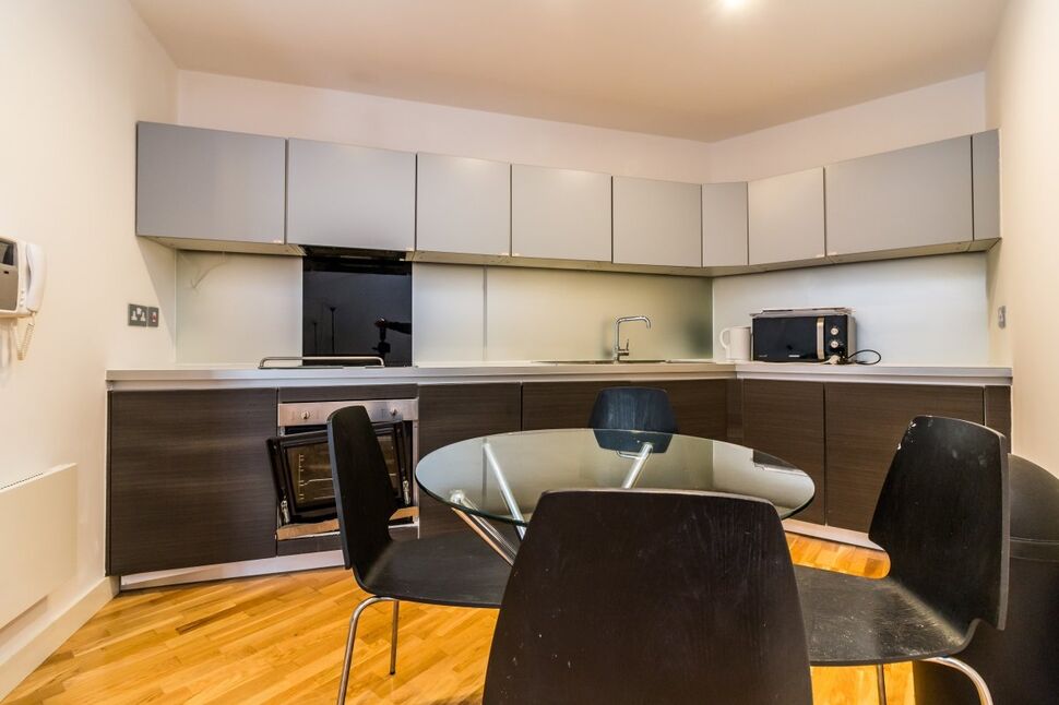 Flat Piccadilly Place in Manchester