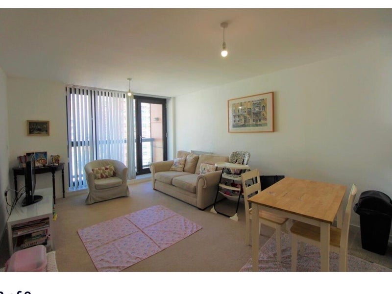 Room Hallsville Road in Greater London