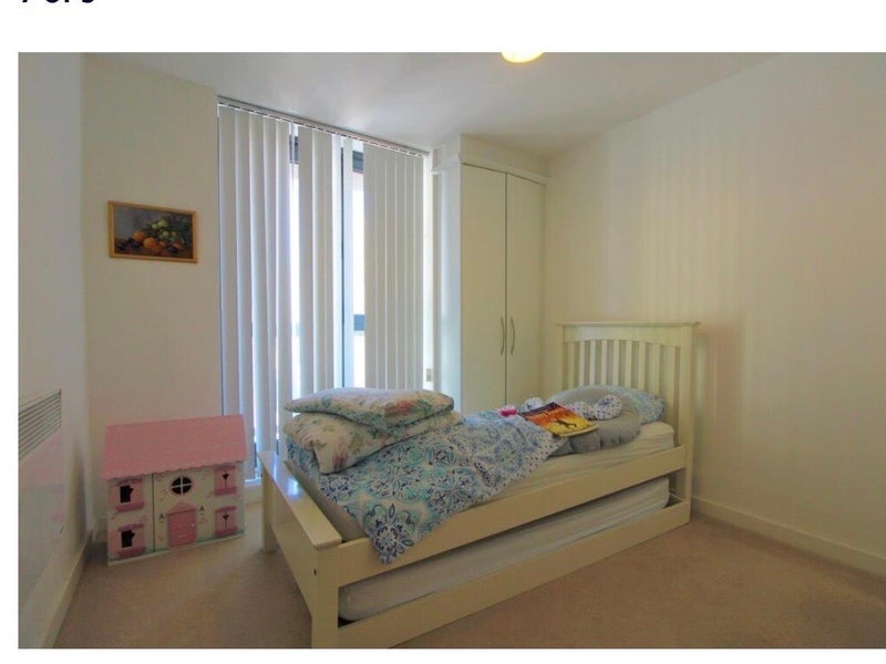 Room Hallsville Road in Greater London