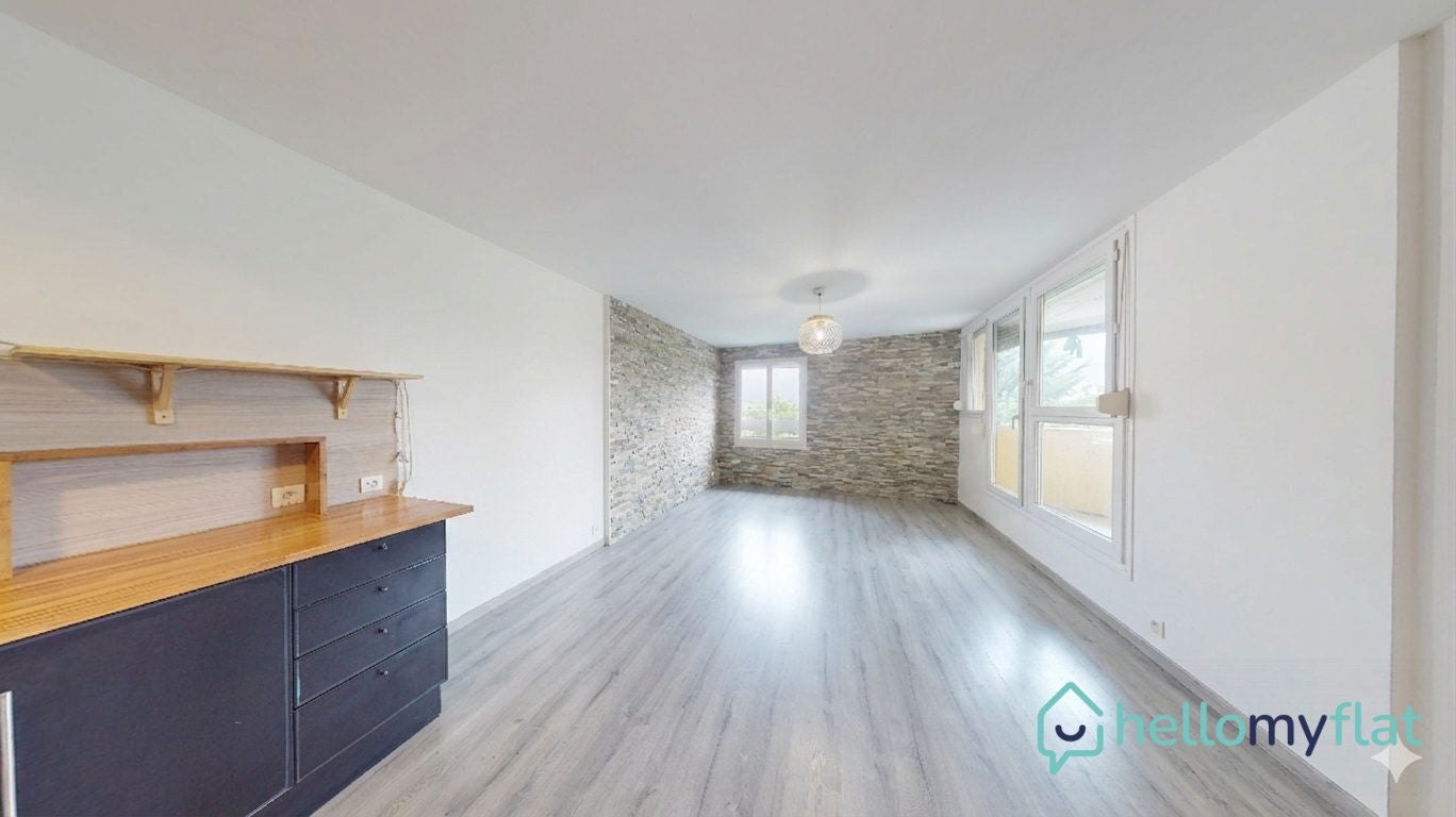 Flat Rue Henri Bergson in Reims
