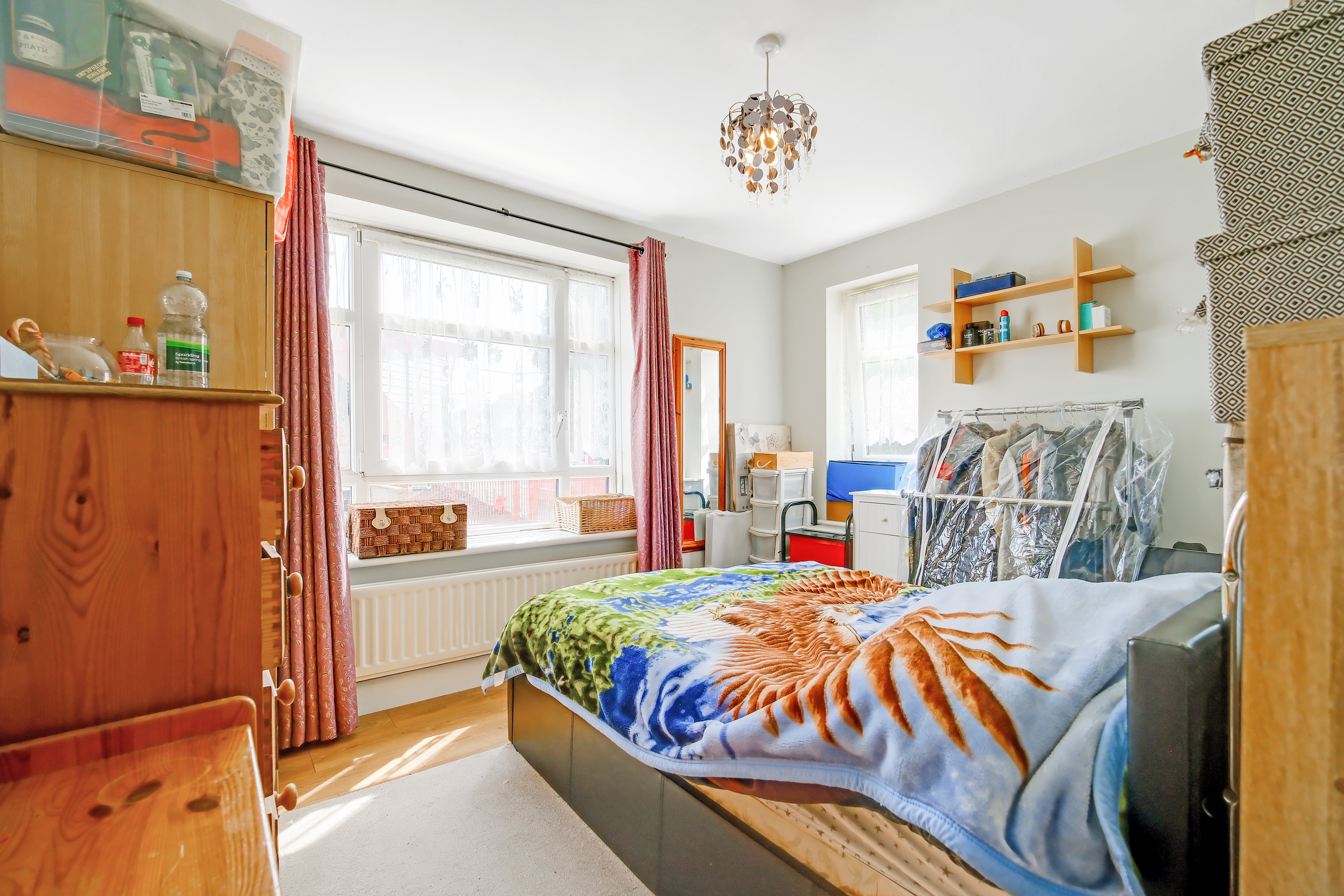 Flat Gooding House in Greater London