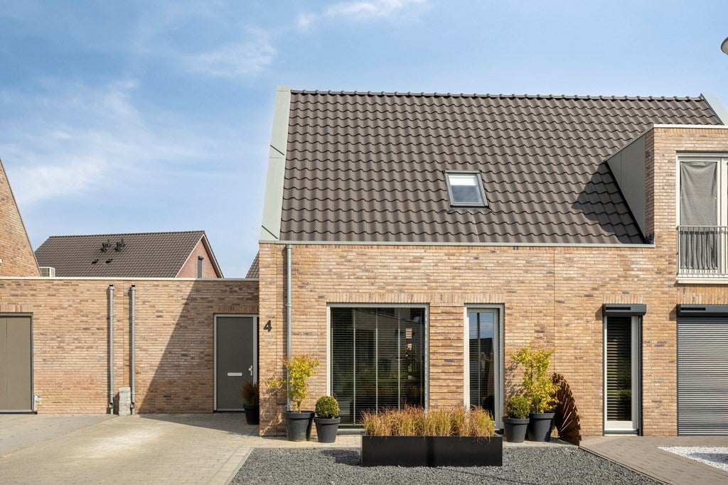 Huis Aan het Stichelen 4 in Roermond