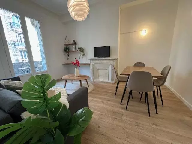Flat Rue de Châteauneuf in Nice
