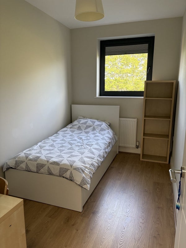 Room Brunswick Way in Greater London