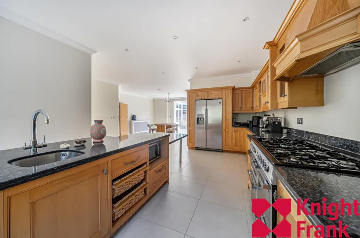 House Jersey Place in Sunningdale