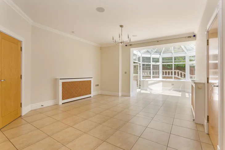 House Jersey Place in Sunningdale