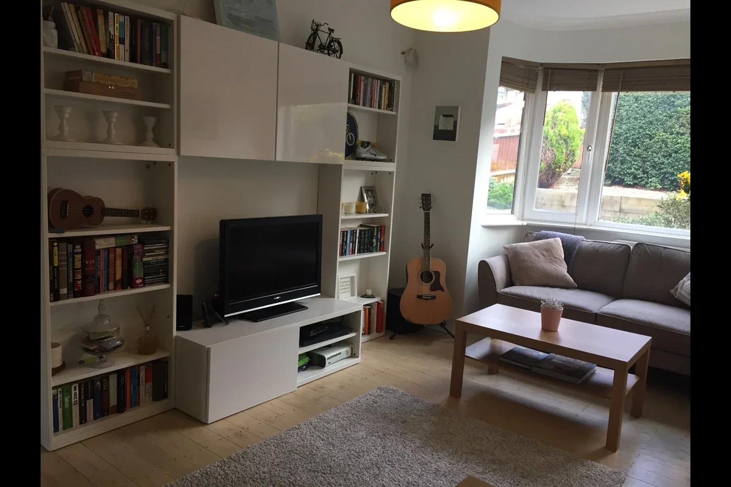 Flat Meadowview Road in Greater London