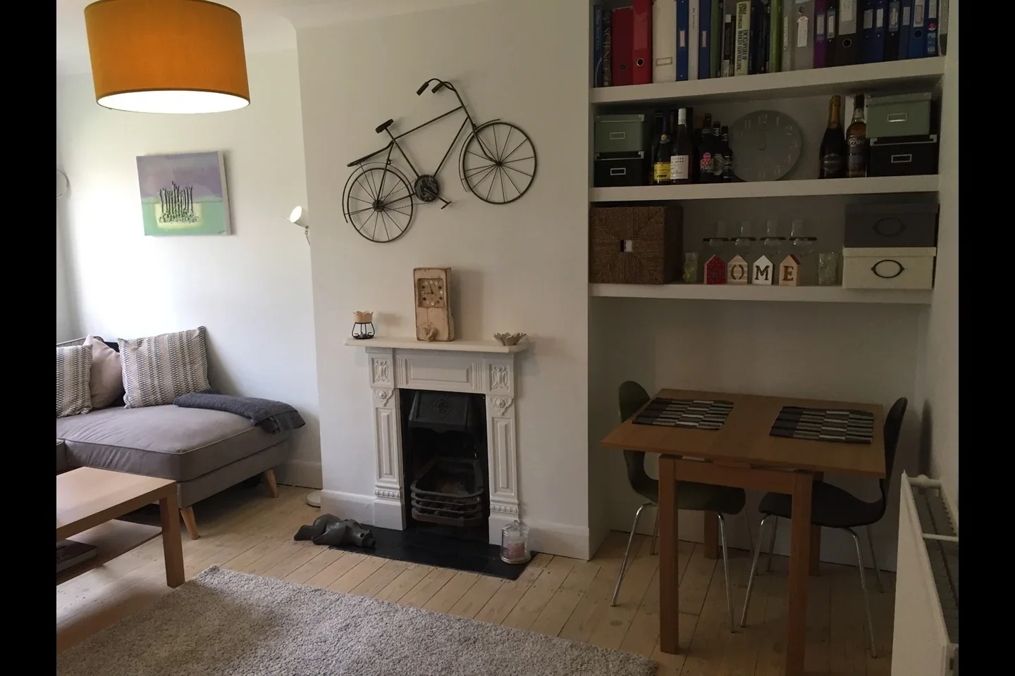 Flat Meadowview Road in Greater London