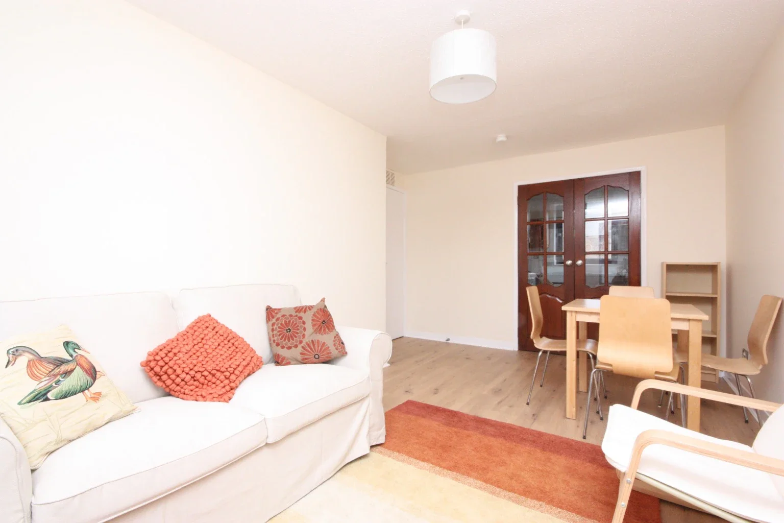Flat Ingram Street in Glasgow