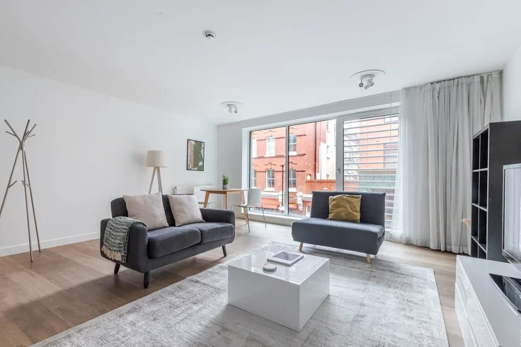 Flat Middlesex Street in City of London