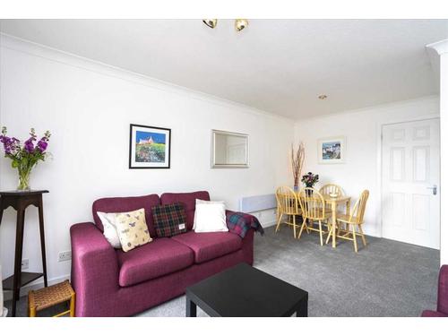 Flat Ashley Road in Polmont