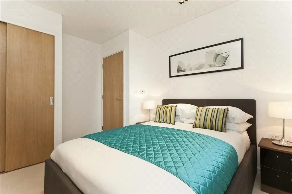 Flat Drummond Street in Greater London