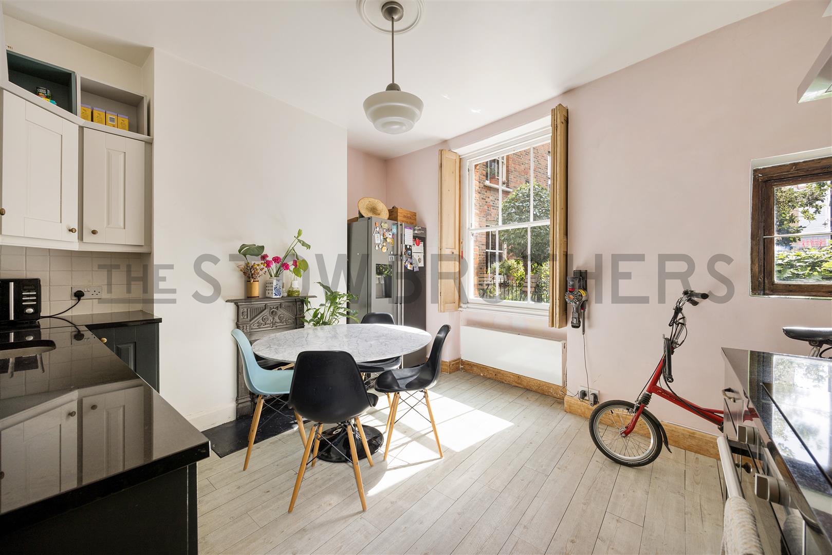 Flat Clapton Passage in Greater London