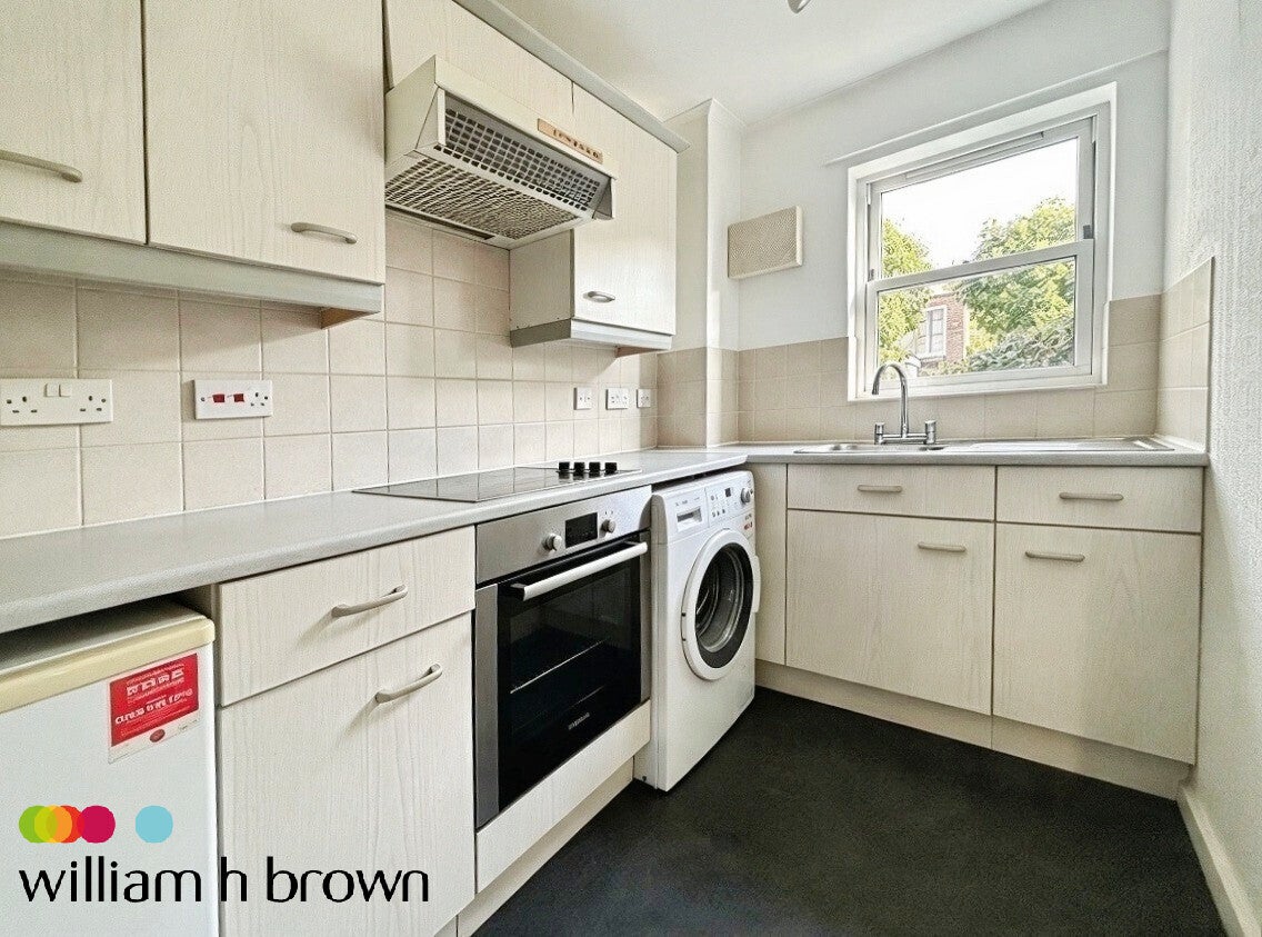 Flat Sandringham Place in Chelmsford