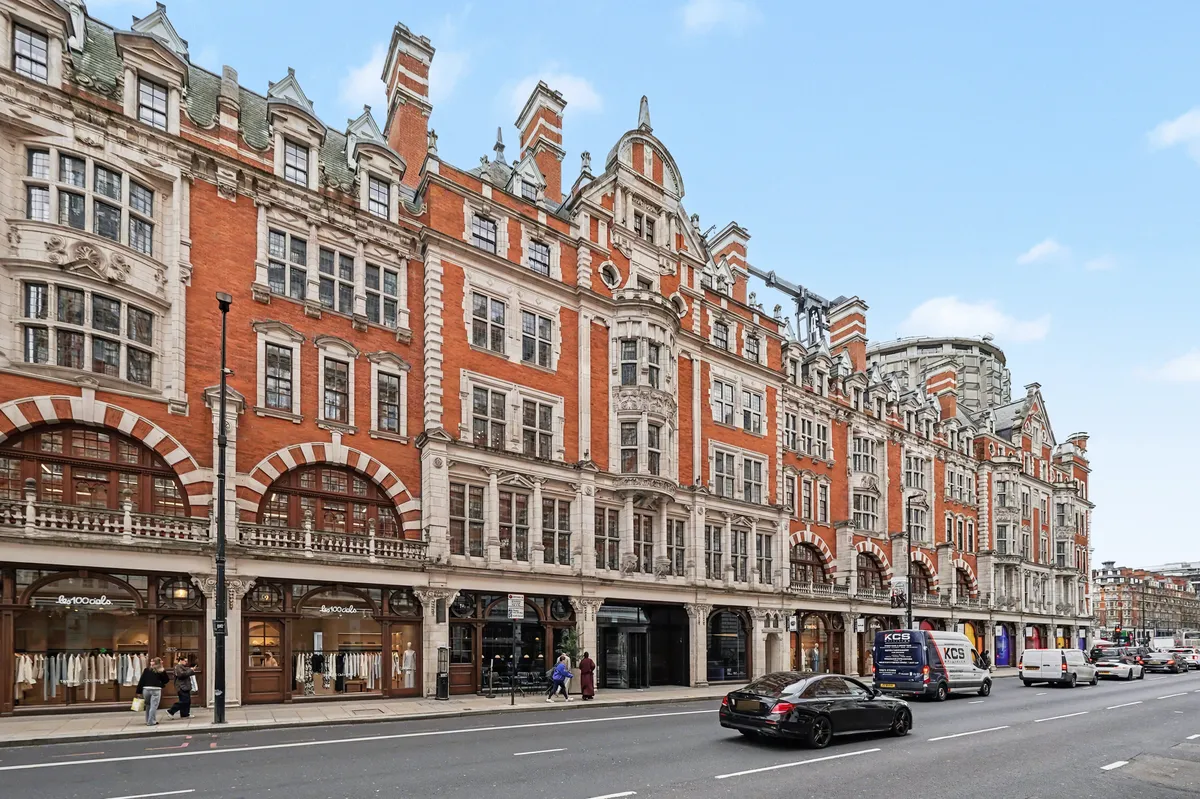 Flat Knightsbridge in City of Westminster