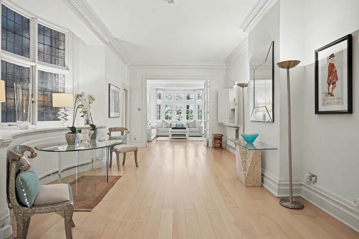Flat Knightsbridge in City of Westminster