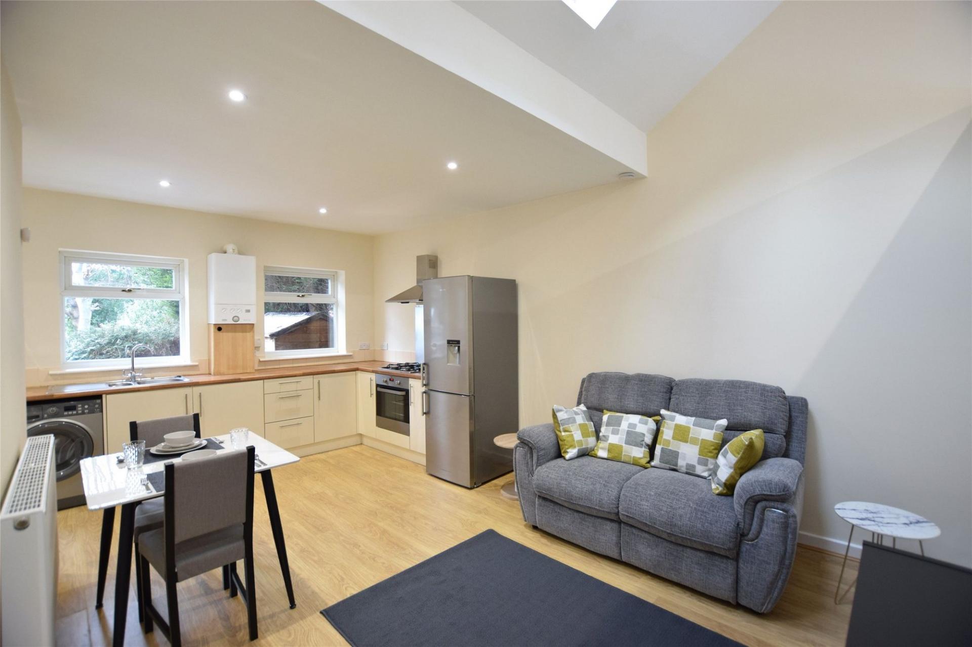 Flat Westerhope Gardens in Newcastle upon Tyne