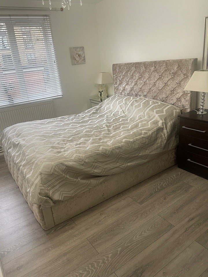 Room Monthope Road in Greater London