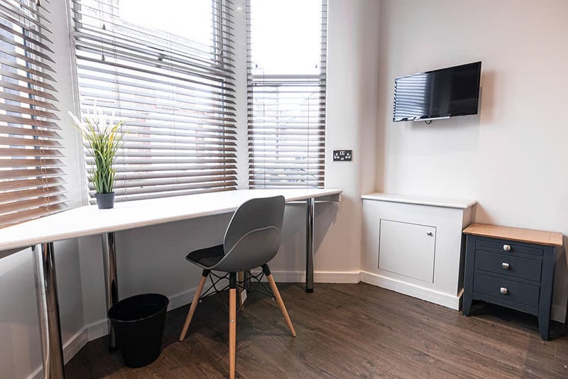 Room Malvern Road in Liverpool