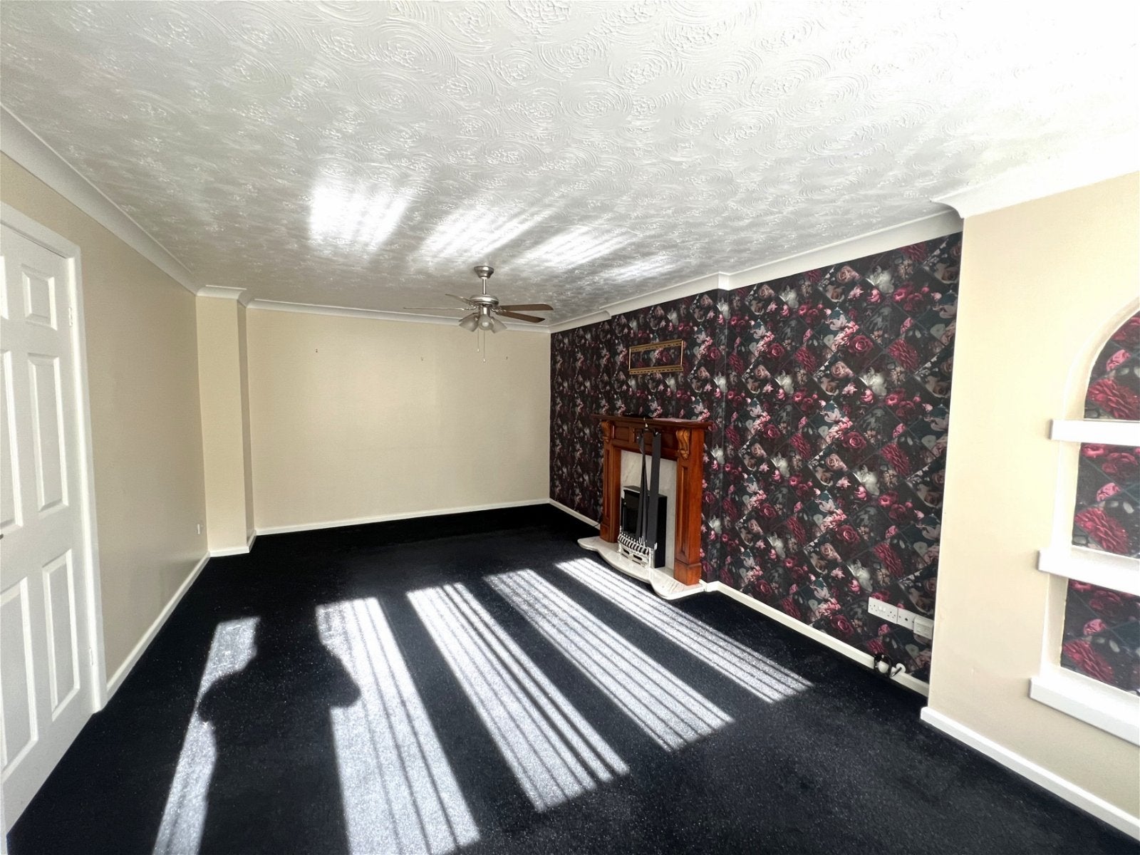 House Water Royd Drive in Barnsley