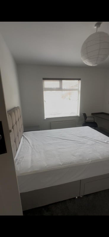 Room Derwentwater Terrace in Leeds