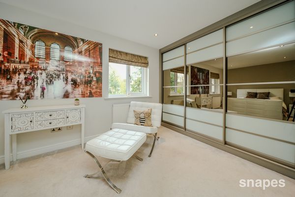 House Dawlish Close in Bramhall
