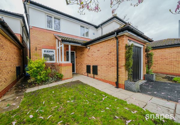House Dawlish Close in Bramhall