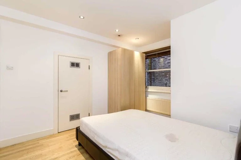 Flat Portsdown Mews in Greater London