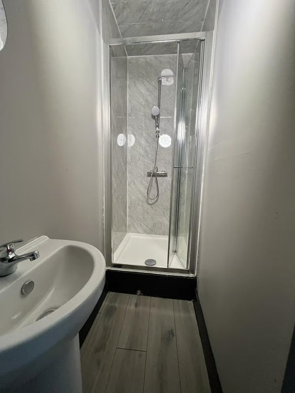 Room Silver Street in North West Leicestershire