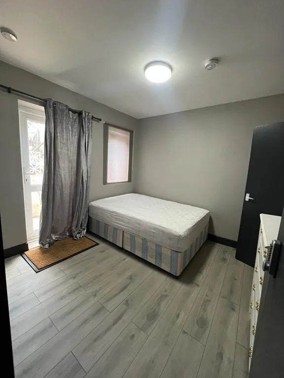 Room Silver Street in North West Leicestershire