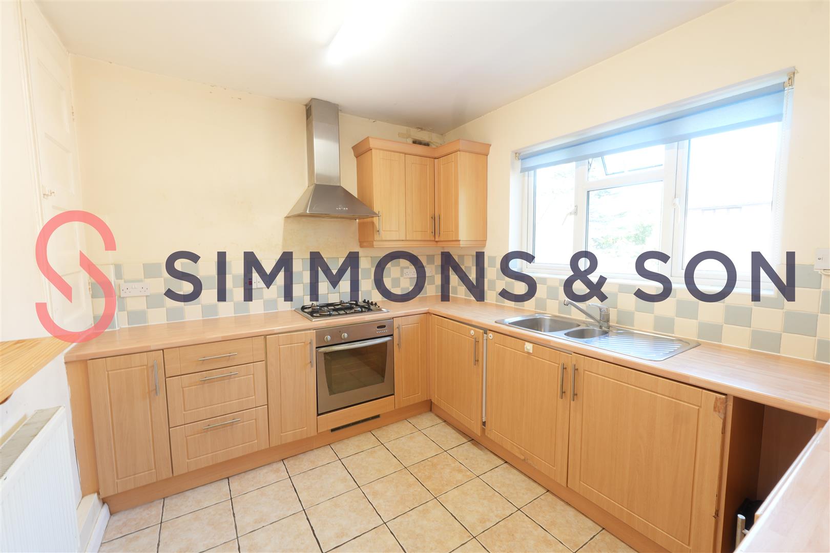 Flat Beechwood Gardens in Slough