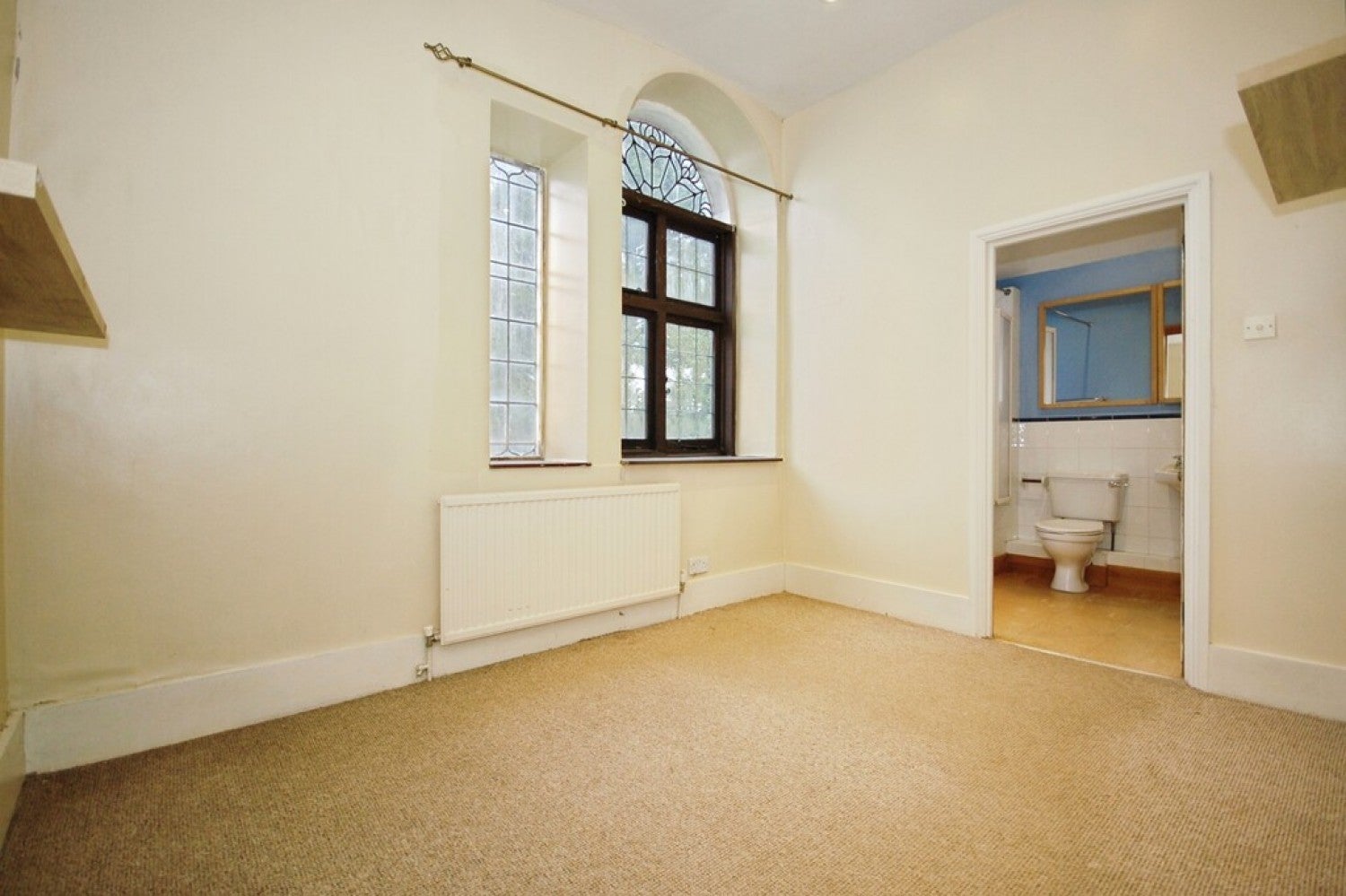 Flat Grange Close in Wealden