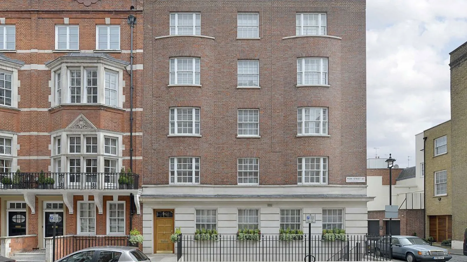 Flat Park Street in City of Westminster