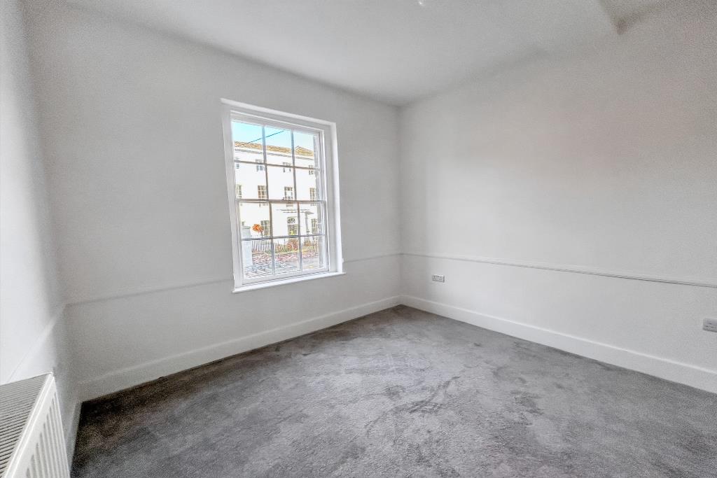 Flat The Close in Lichfield