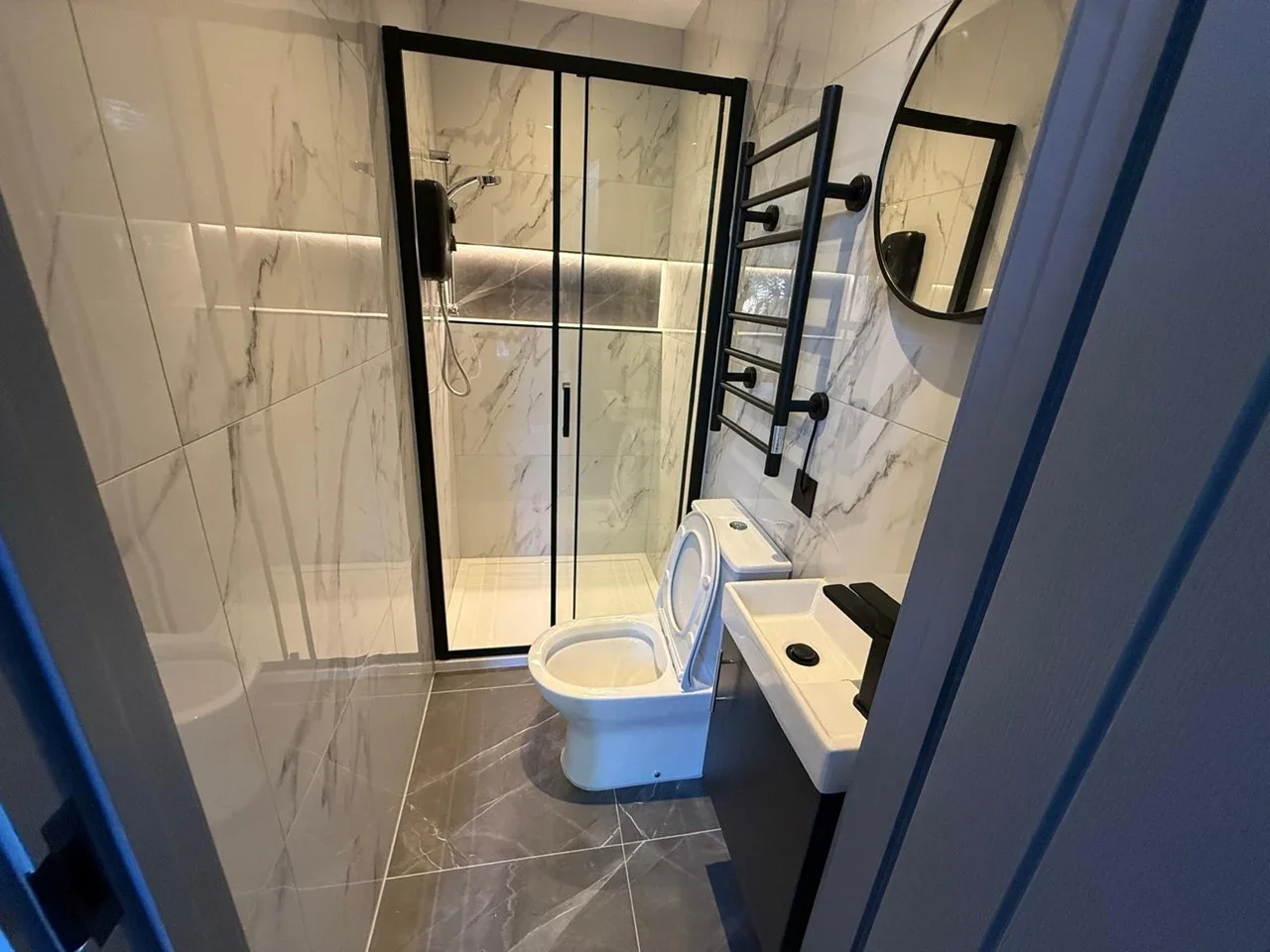 Room St John's Grove in Greater London