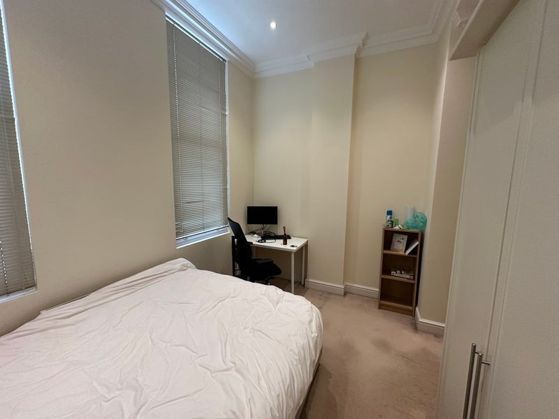 Room John Adam Street in City of Westminster