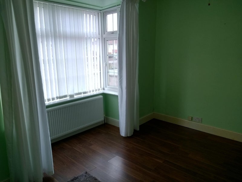 Room Gloucester Road in Bristol
