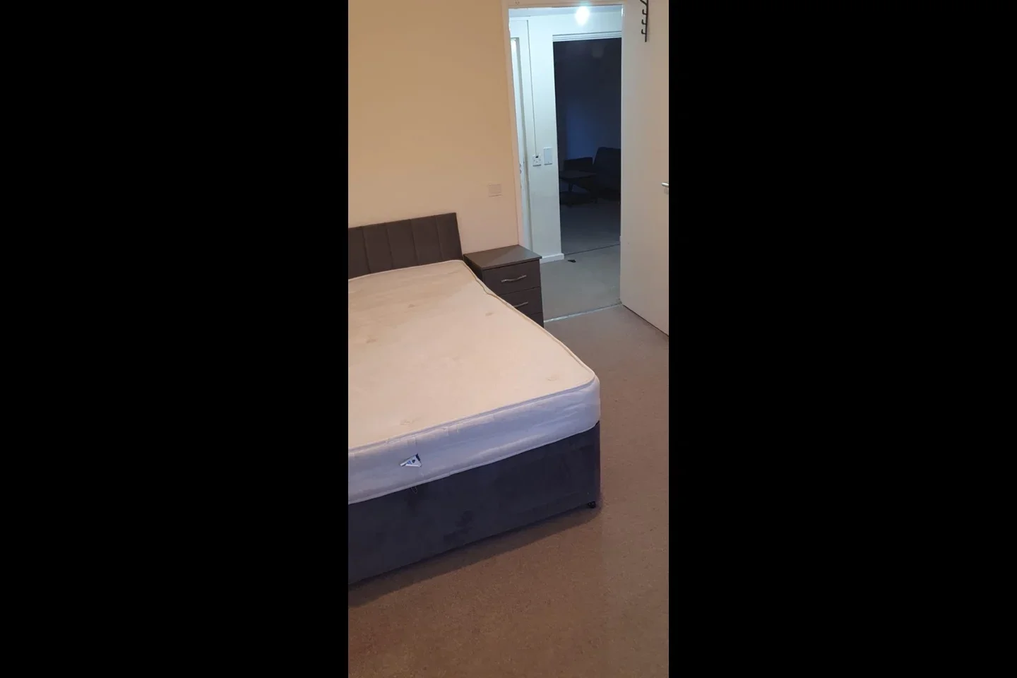 Flat Ashfield Close in Newcastle upon Tyne