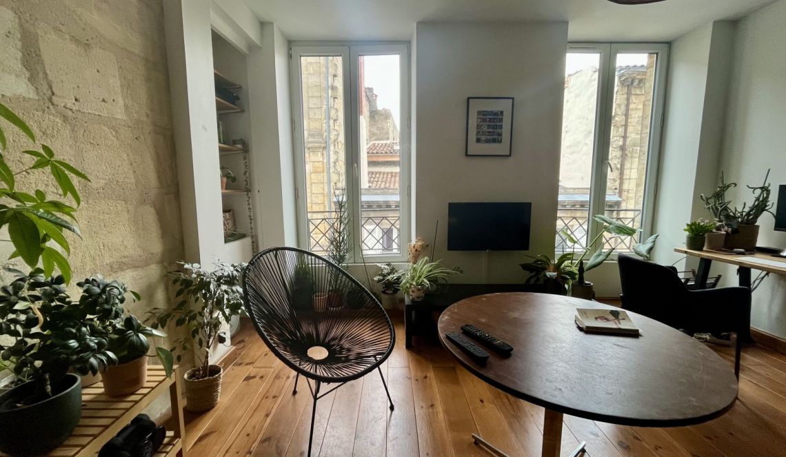 Appartement Rue Camille Sauvageau à Bordeaux
