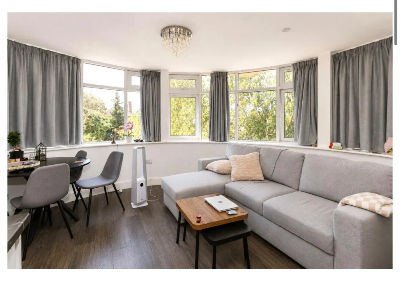 Room Pound Road in Borough of Runnymede