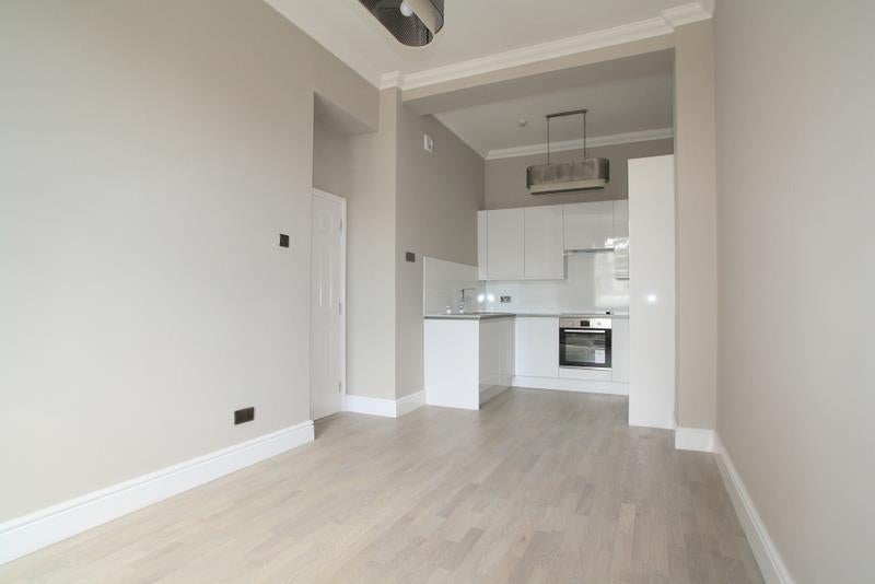Flat Richmond Place in Brighton