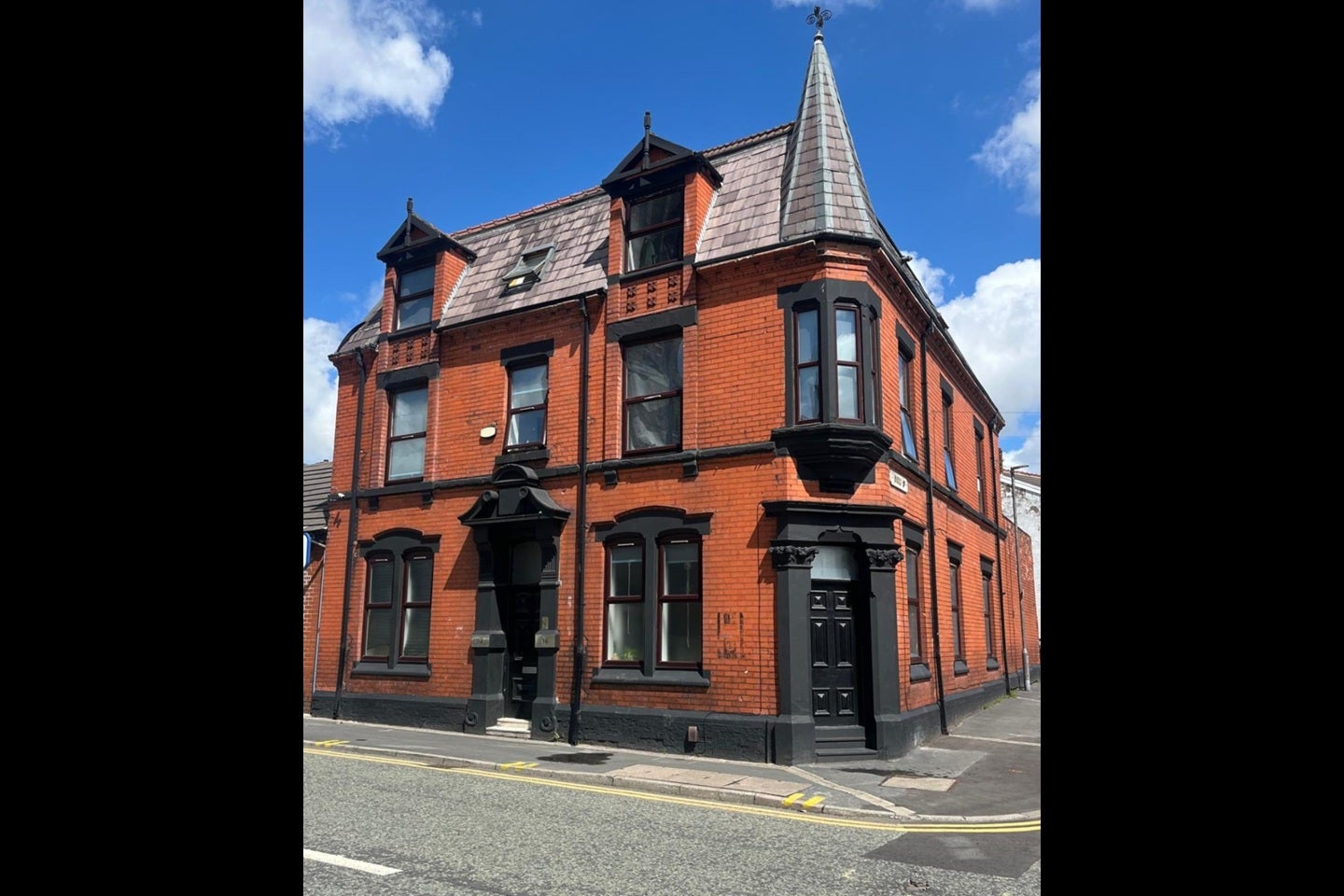 Room Ward Street in St Helens