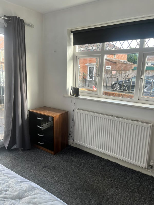 Room Foxcote Road in Bristol