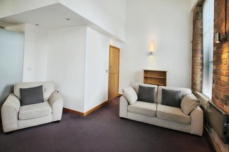 Flat Aire Close in Bradford