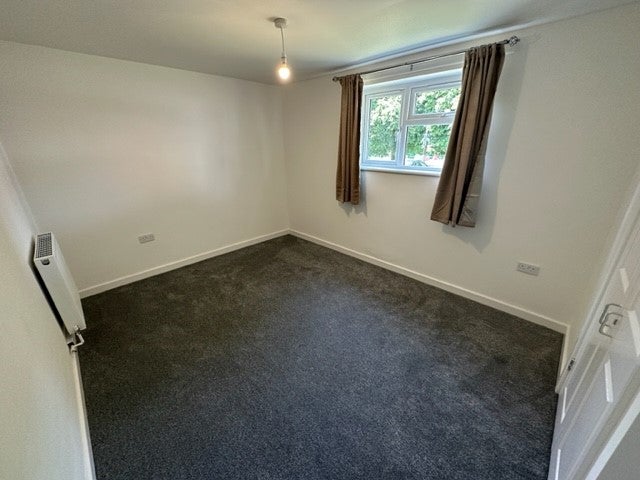 Flat Marne Road in Bulford